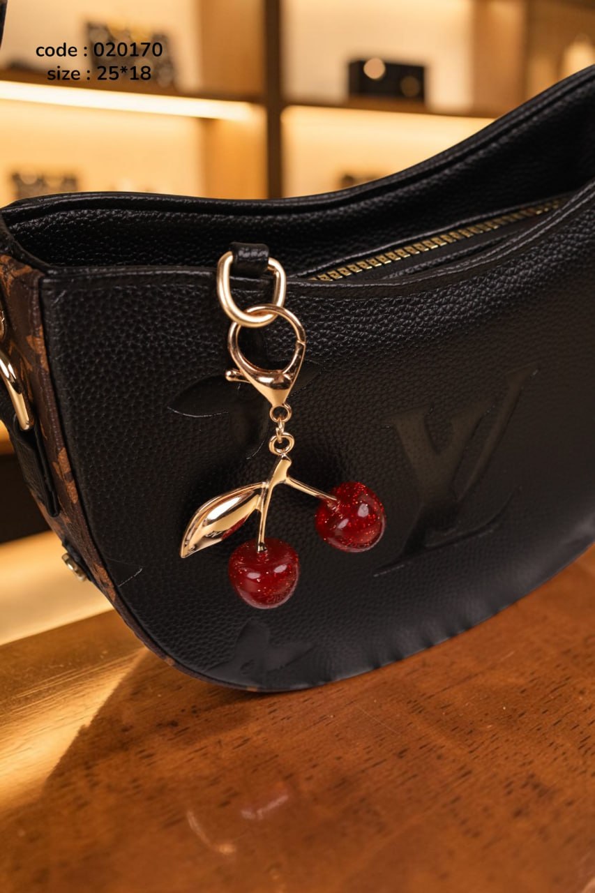 LV Half Circle
