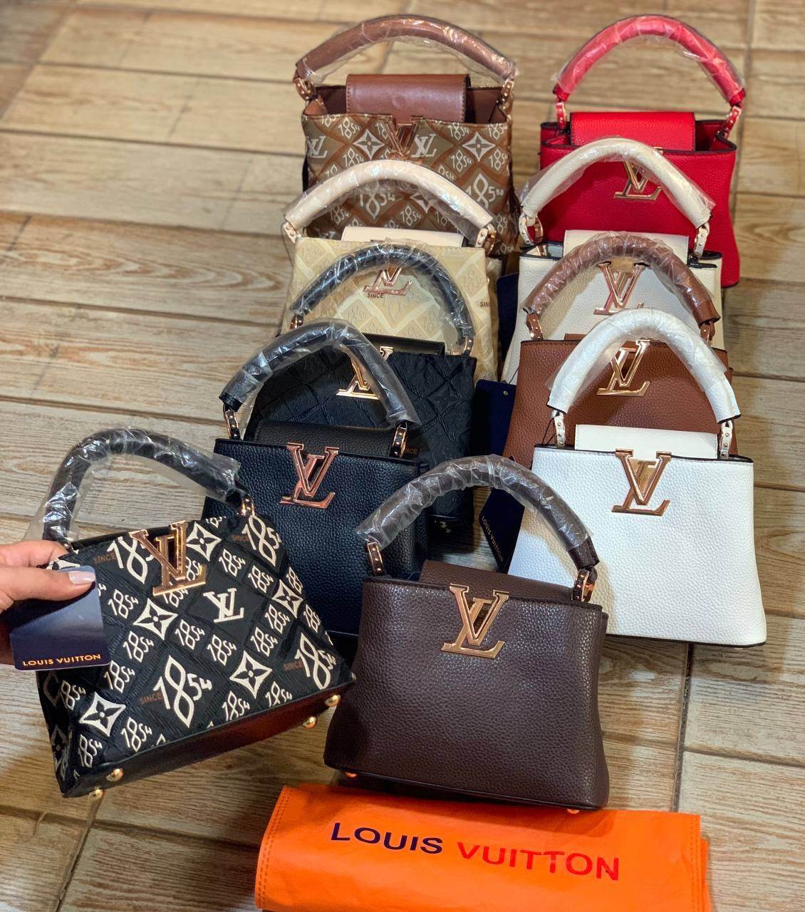 Louis Vuitton 0600