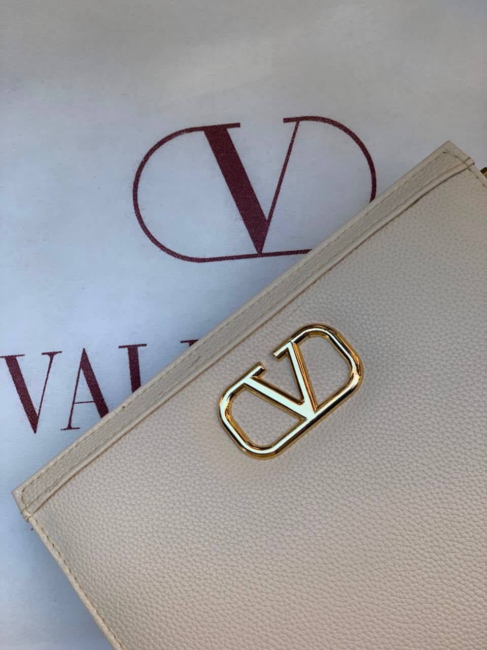 Clutch Valentino