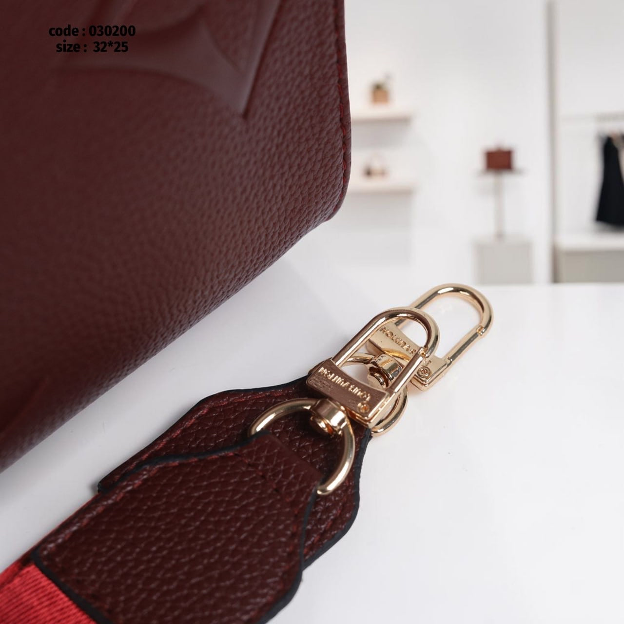 Louis Vuitton 030200