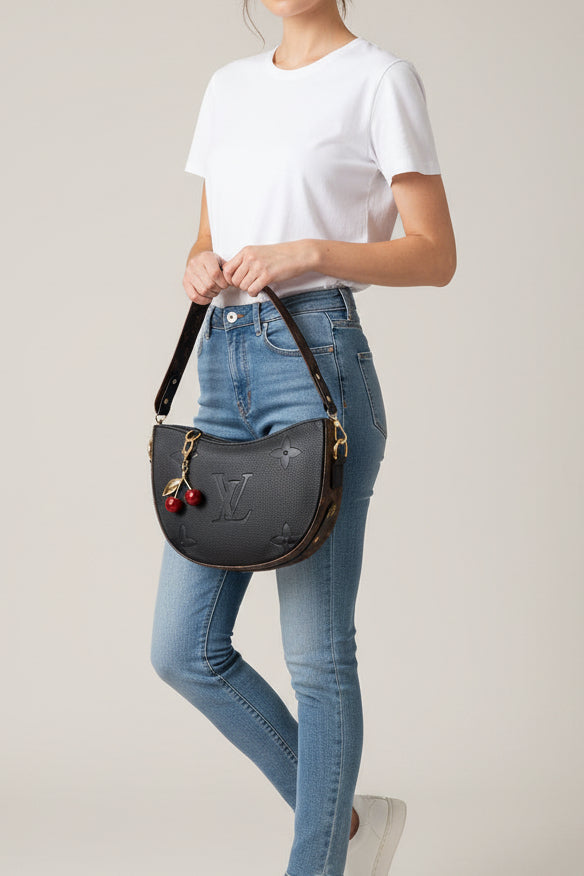 LV Half Circle