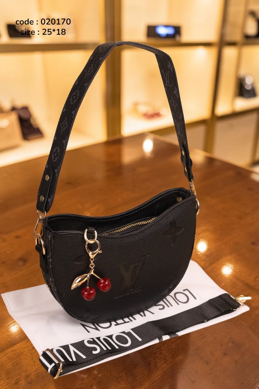 LV Half Circle