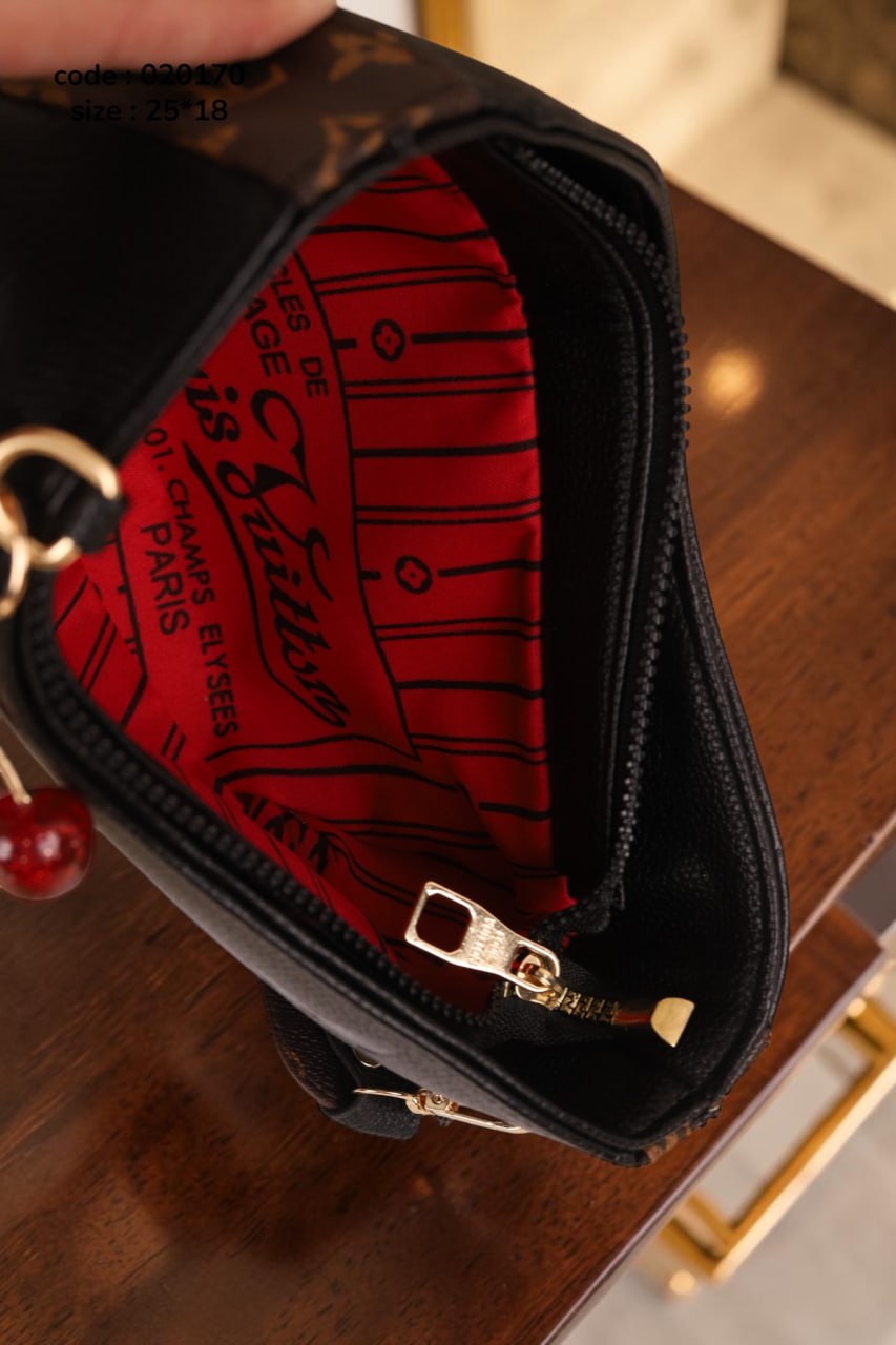 LV Half Circle