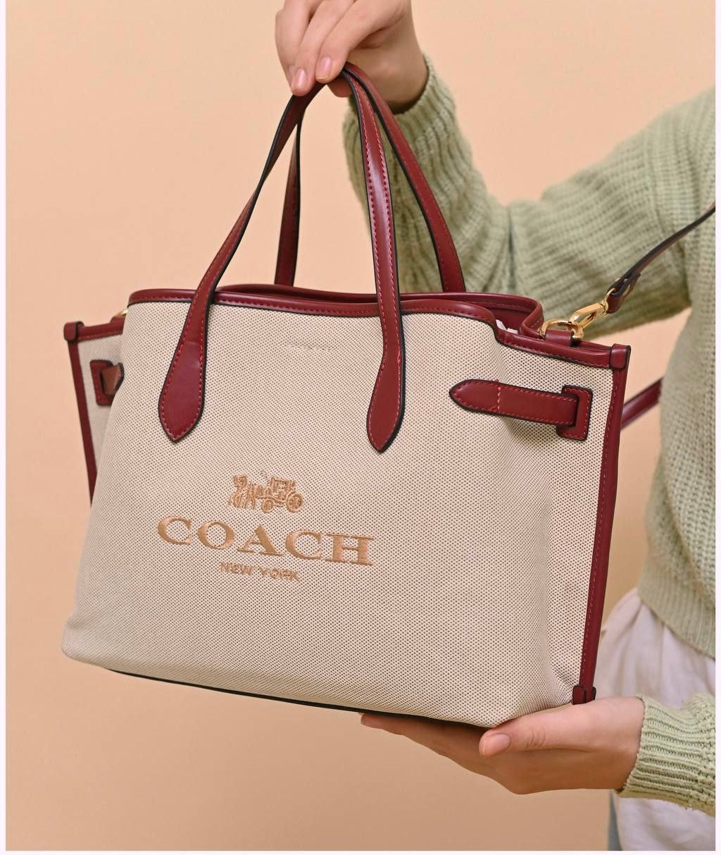 Coach beige &