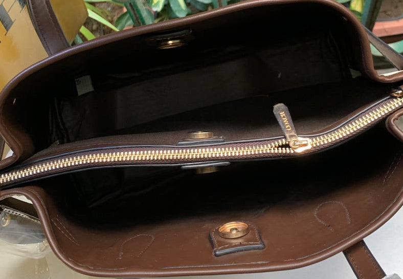 Coach beige &