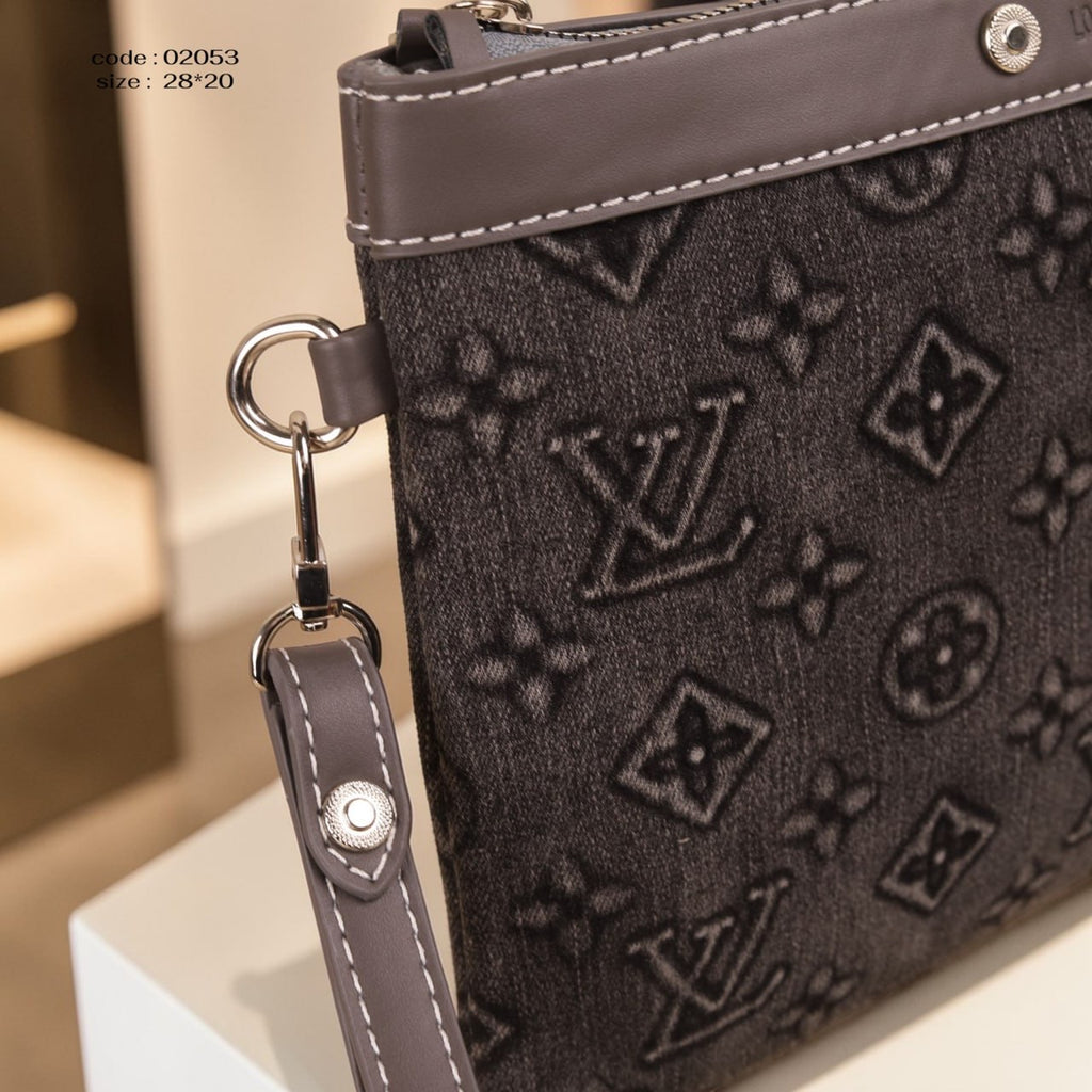 LV Jeans Cluch