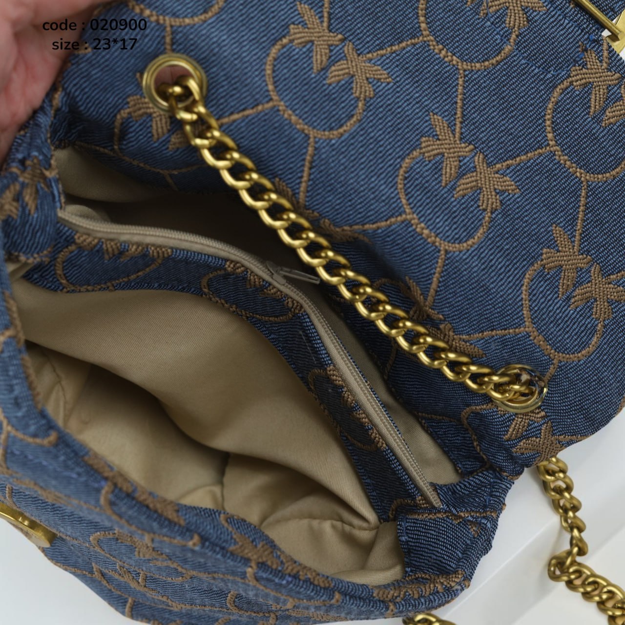 Pinko 020900