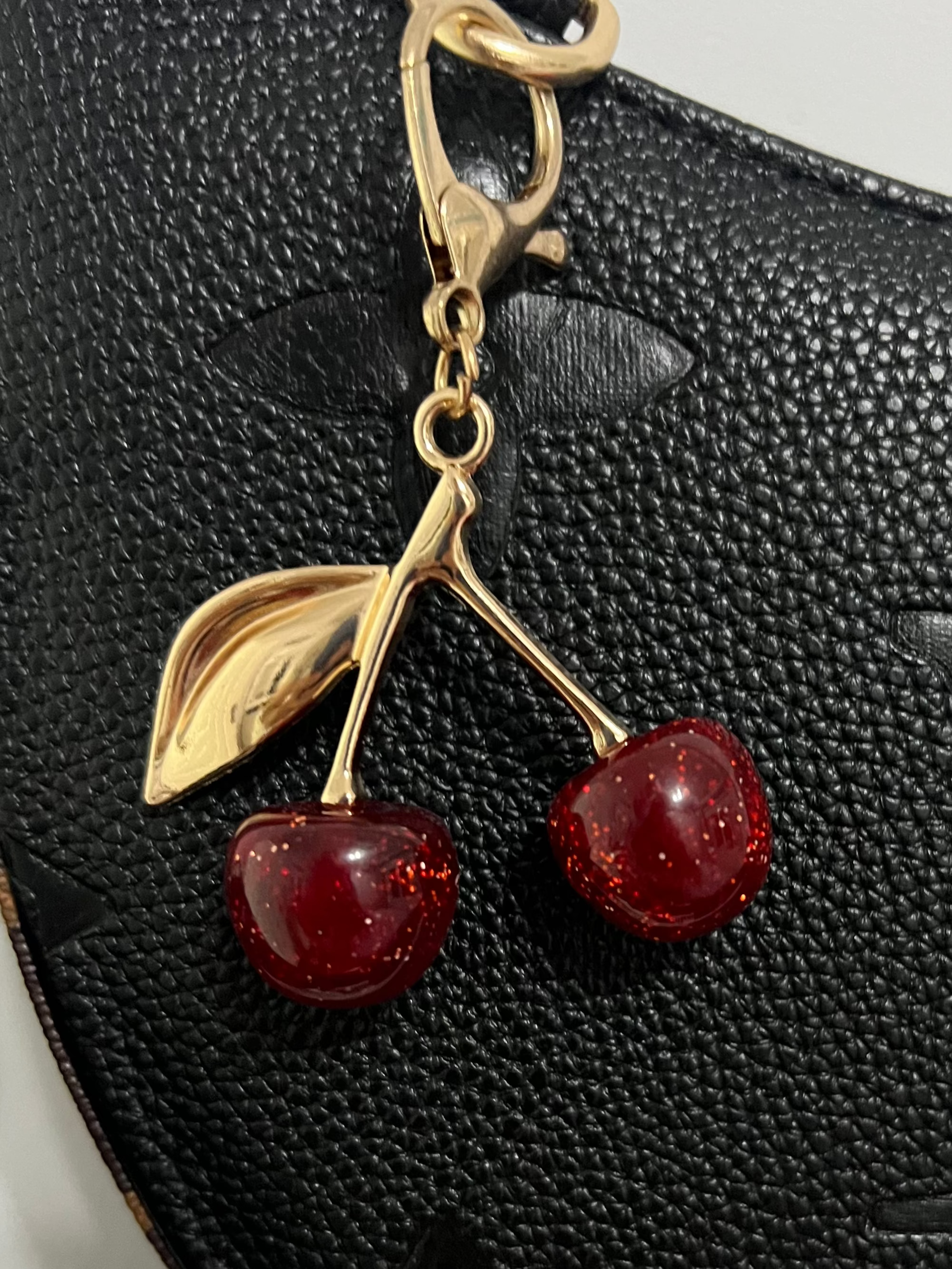 LV Half Circle