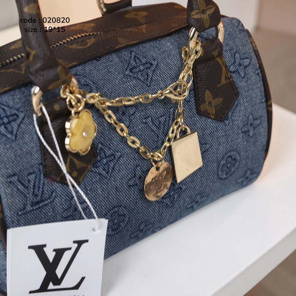 Louis Vuitton 020820
